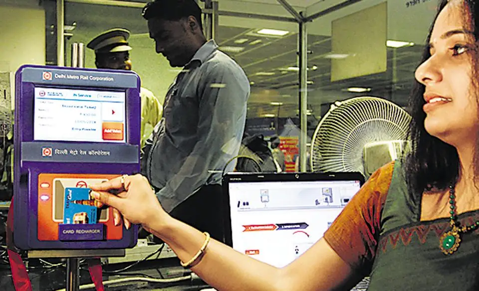 delhi metro smart card recharge
