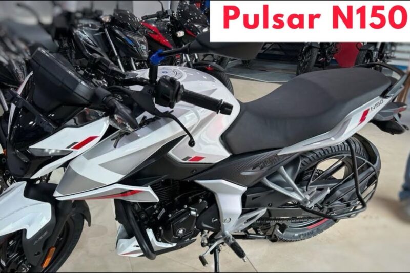 Pulsar N150s great bike will compete with Duke 1